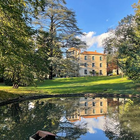 Villa Firmin Galimard - Gite Vals-les-Bains Eksteriør bilde